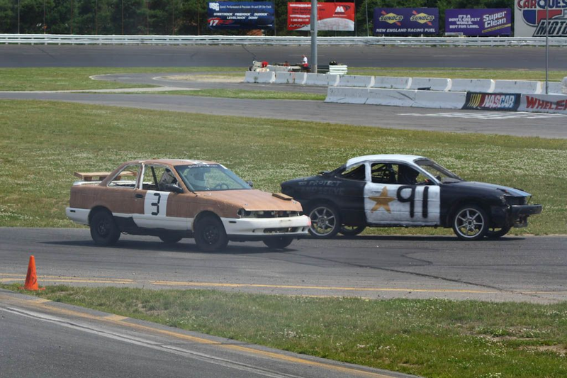 Illustration for article titled The 24 Hours Of LeMons New England 2009 Über Gallery, Part 2